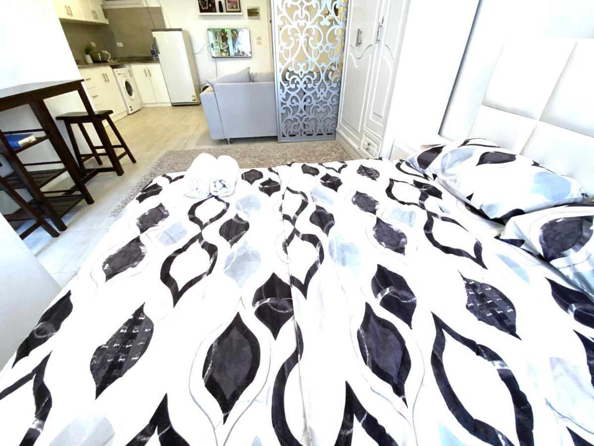 Marilyn Studio With Sea View Wi Fi Хургада Экстерьер фото