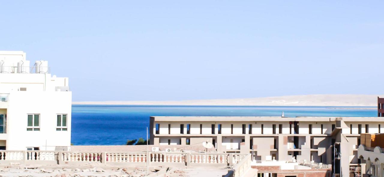 Marilyn Studio With Sea View Wi Fi Хургада Экстерьер фото